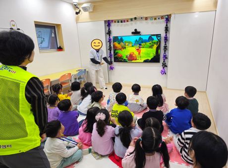 10월 들락날락 단체견학 관련 이미지